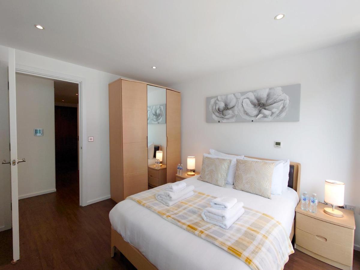 Fully Serviced Two Bed Apartment By Excel & O2 Londres Exterior foto
