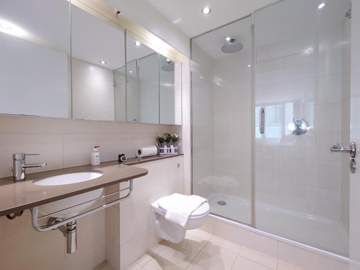 Fully Serviced Two Bed Apartment By Excel & O2 Londres Exterior foto