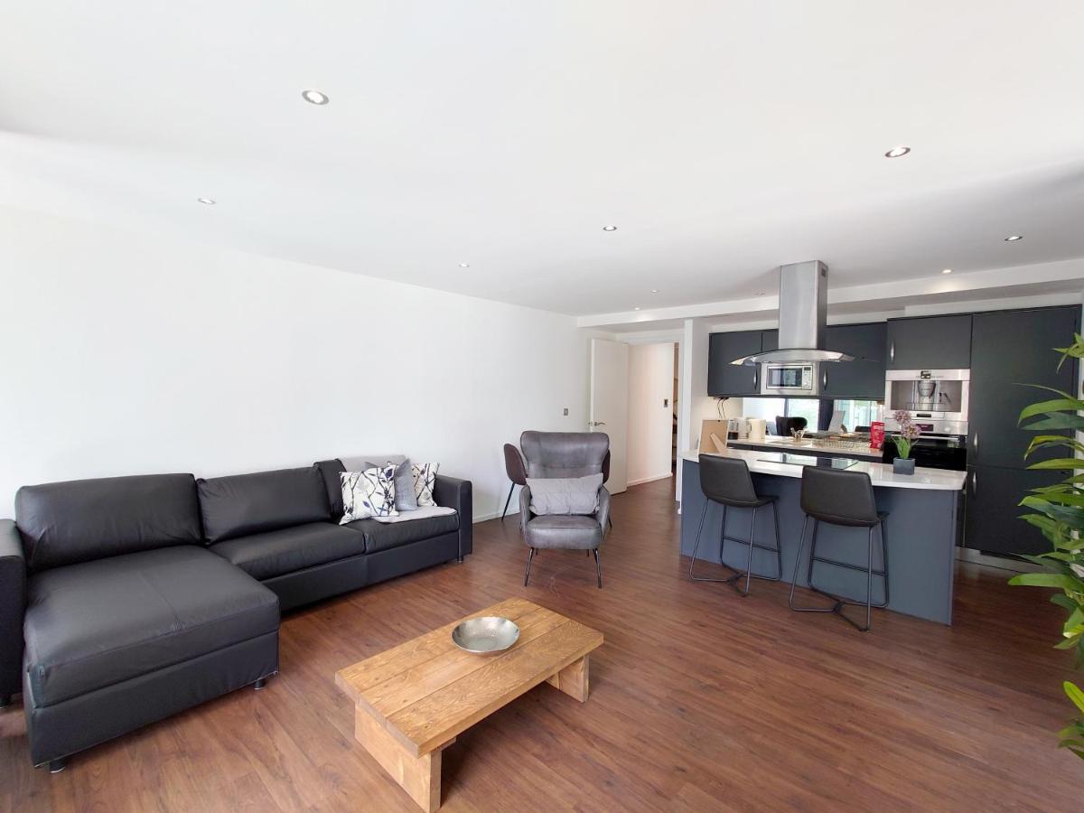 Fully Serviced Two Bed Apartment By Excel & O2 Londres Exterior foto