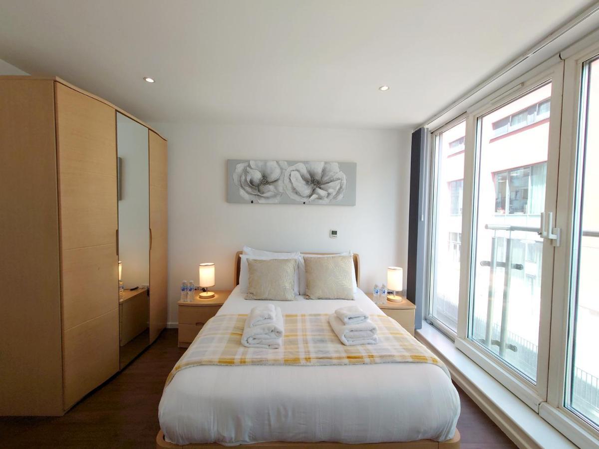 Fully Serviced Two Bed Apartment By Excel & O2 Londres Exterior foto